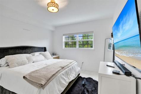 624 NE 29th Drive Wilton Manors FL 33334