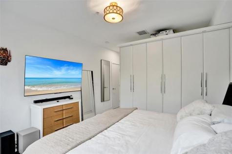624 NE 29th Drive Wilton Manors FL 33334