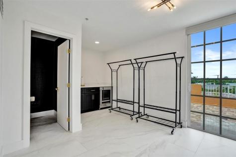 624 NE 29th Drive Wilton Manors FL 33334
