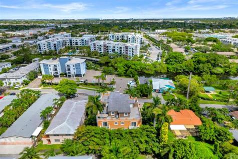 624 NE 29th Drive Wilton Manors FL 33334