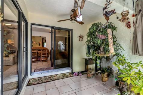 2737 NW 42nd Avenue Coconut Creek FL 33066