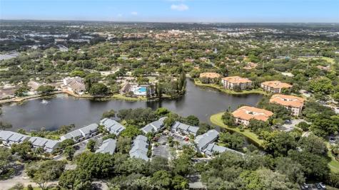 2737 NW 42nd Avenue Coconut Creek FL 33066