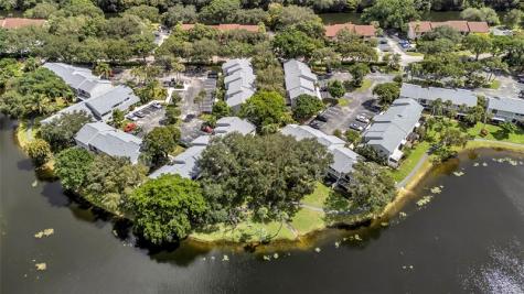 2737 NW 42nd Avenue Coconut Creek FL 33066