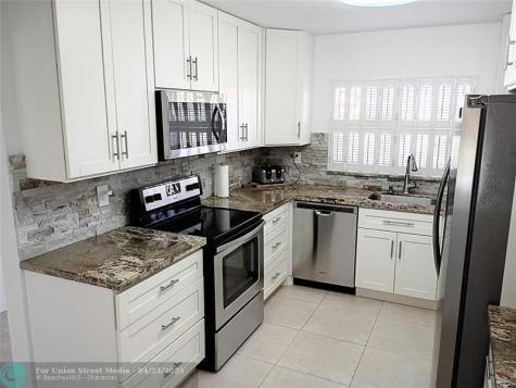 9481 Sunrise Lakes Boulevard Sunrise FL 33322