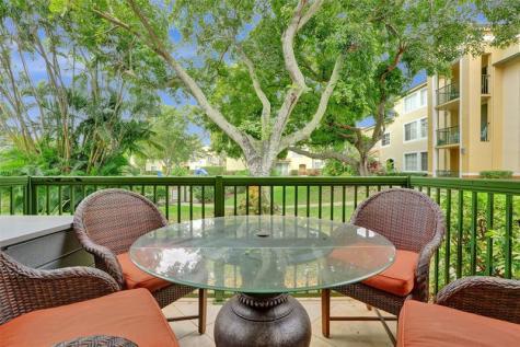 127 Yacht Club Way Hypoluxo FL 33462