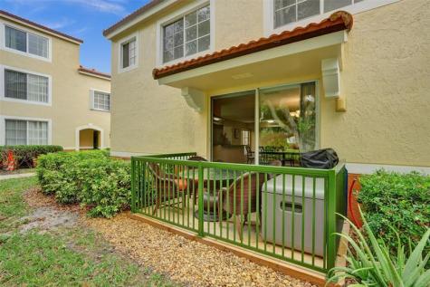 127 Yacht Club Way Hypoluxo FL 33462