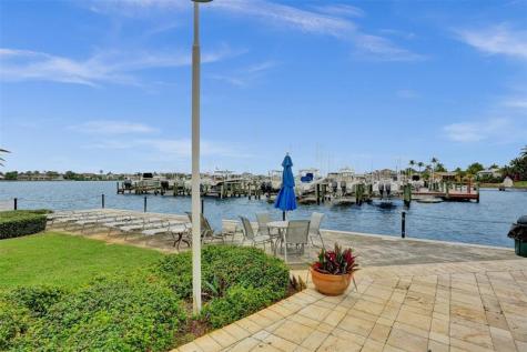 127 Yacht Club Way Hypoluxo FL 33462