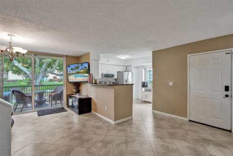127 Yacht Club Way Hypoluxo FL 33462