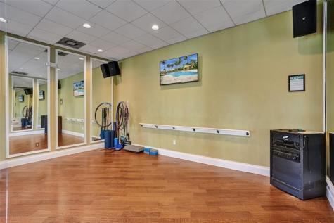 127 Yacht Club Way Hypoluxo FL 33462