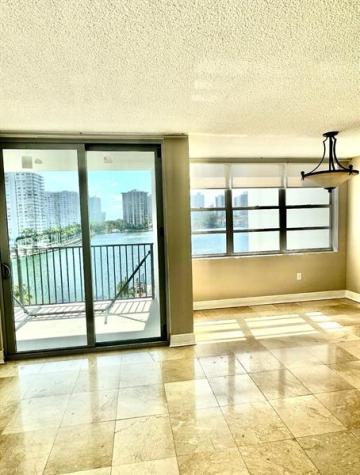 2750 NE 183rd Street Aventura FL 33160
