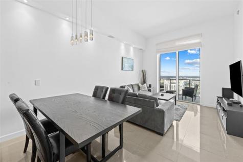 185 SW 7th Street Miami FL 33130