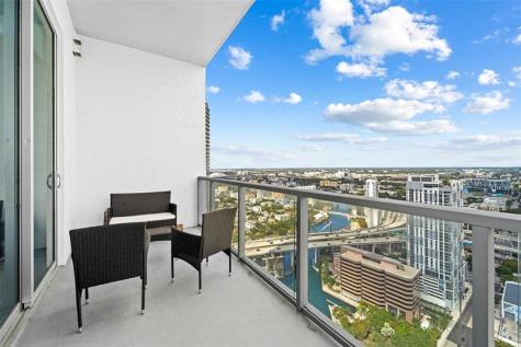 185 SW 7th Street Miami FL 33130