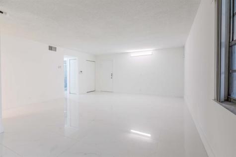 2401 NW 41st Avenue Lauderhill FL 33313