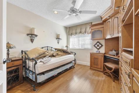 10841 Cypress Glen Drive Coral Springs FL 33071