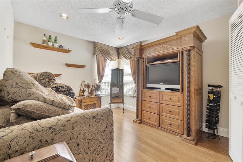 10841 Cypress Glen Drive Coral Springs FL 33071