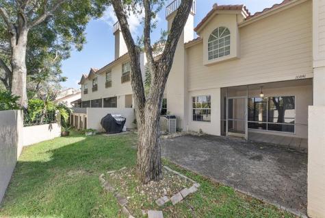 10841 Cypress Glen Drive Coral Springs FL 33071