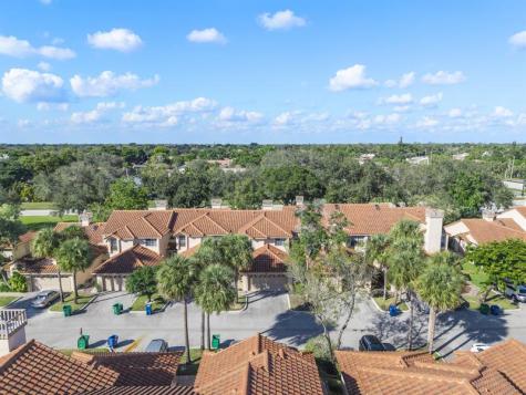 10841 Cypress Glen Drive Coral Springs FL 33071