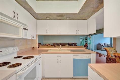 3000 NE 48th Street Fort Lauderdale FL 33308