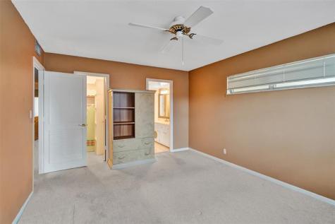 3000 NE 48th Street Fort Lauderdale FL 33308