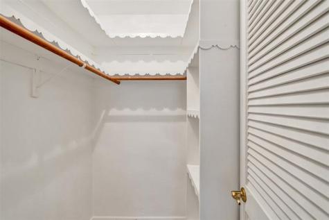 3000 NE 48th Street Fort Lauderdale FL 33308