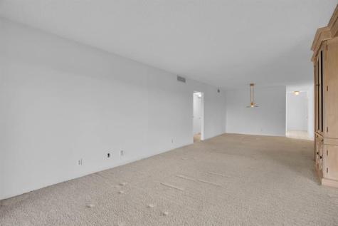 4402 Martinique Court Coconut Creek FL 33066