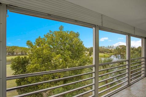 4402 Martinique Court Coconut Creek FL 33066