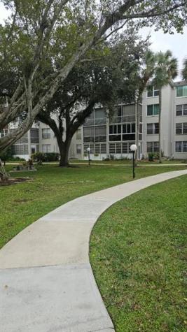 4851 NW 26th Court Lauderdale Lakes FL 33313