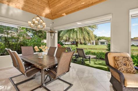 391 Sundial Circle Pompano Beach FL 33068