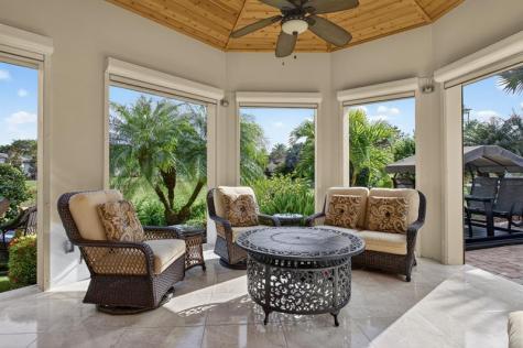 391 Sundial Circle Pompano Beach FL 33068