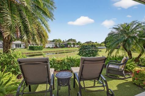 391 Sundial Circle Pompano Beach FL 33068