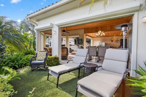 391 Sundial Circle Pompano Beach FL 33068