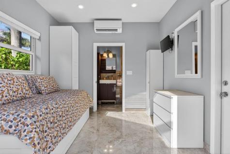 391 Sundial Circle Pompano Beach FL 33068