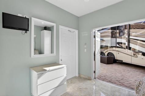 391 Sundial Circle Pompano Beach FL 33068