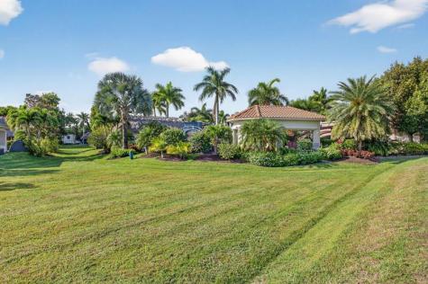 391 Sundial Circle Pompano Beach FL 33068