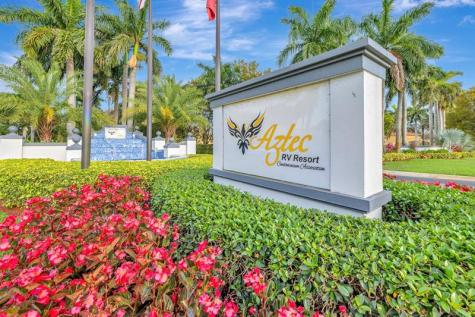 391 Sundial Circle Pompano Beach FL 33068