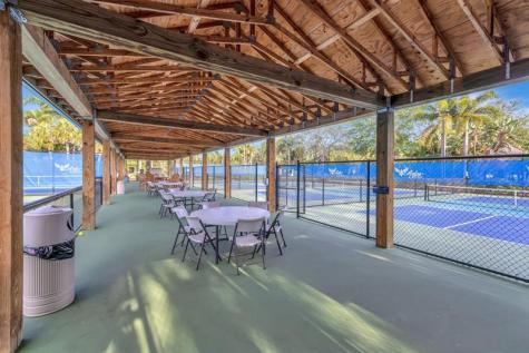 391 Sundial Circle Pompano Beach FL 33068