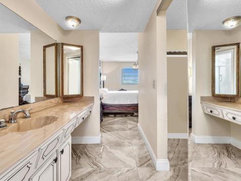 3990 NW 42nd Avenue Lauderdale Lakes FL 33319