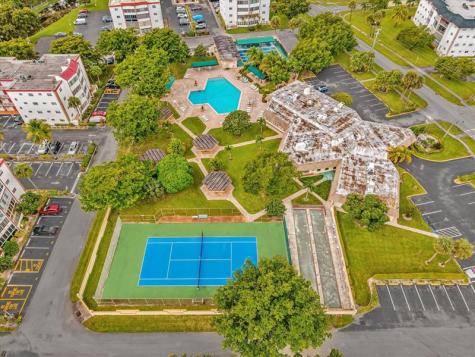3990 NW 42nd Avenue Lauderdale Lakes FL 33319