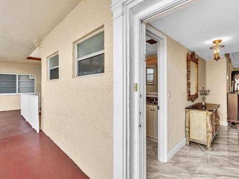 3990 NW 42nd Avenue Lauderdale Lakes FL 33319