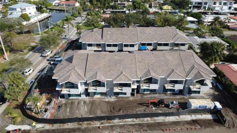 3863 NE 23rd Avenue Lighthouse Point FL 33064