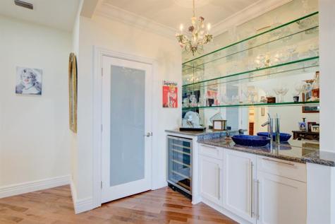 1 Las Olas Circle Fort Lauderdale FL 33316