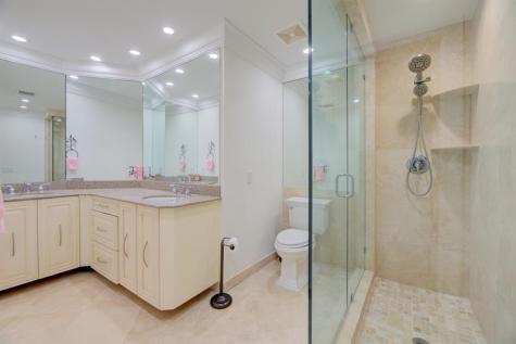 1 Las Olas Circle Fort Lauderdale FL 33316