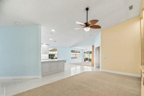 4186 Royal Oaks Drive Palm Beach Gardens FL 33410
