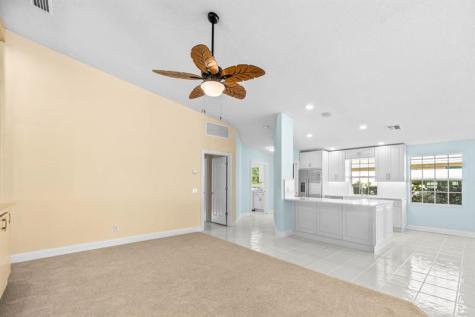 4186 Royal Oaks Drive Palm Beach Gardens FL 33410