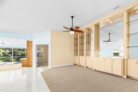 4186 Royal Oaks Drive Palm Beach Gardens FL 33410