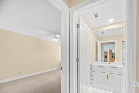 4186 Royal Oaks Drive Palm Beach Gardens FL 33410