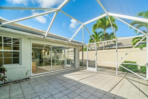 4186 Royal Oaks Drive Palm Beach Gardens FL 33410
