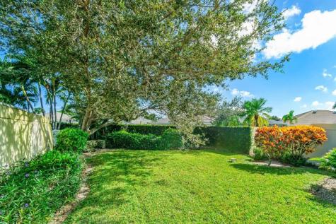 4186 Royal Oaks Drive Palm Beach Gardens FL 33410