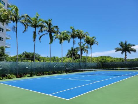 15051 Royal Oaks Lane North Miami FL 33181