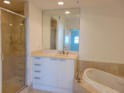 15051 Royal Oaks Lane North Miami FL 33181